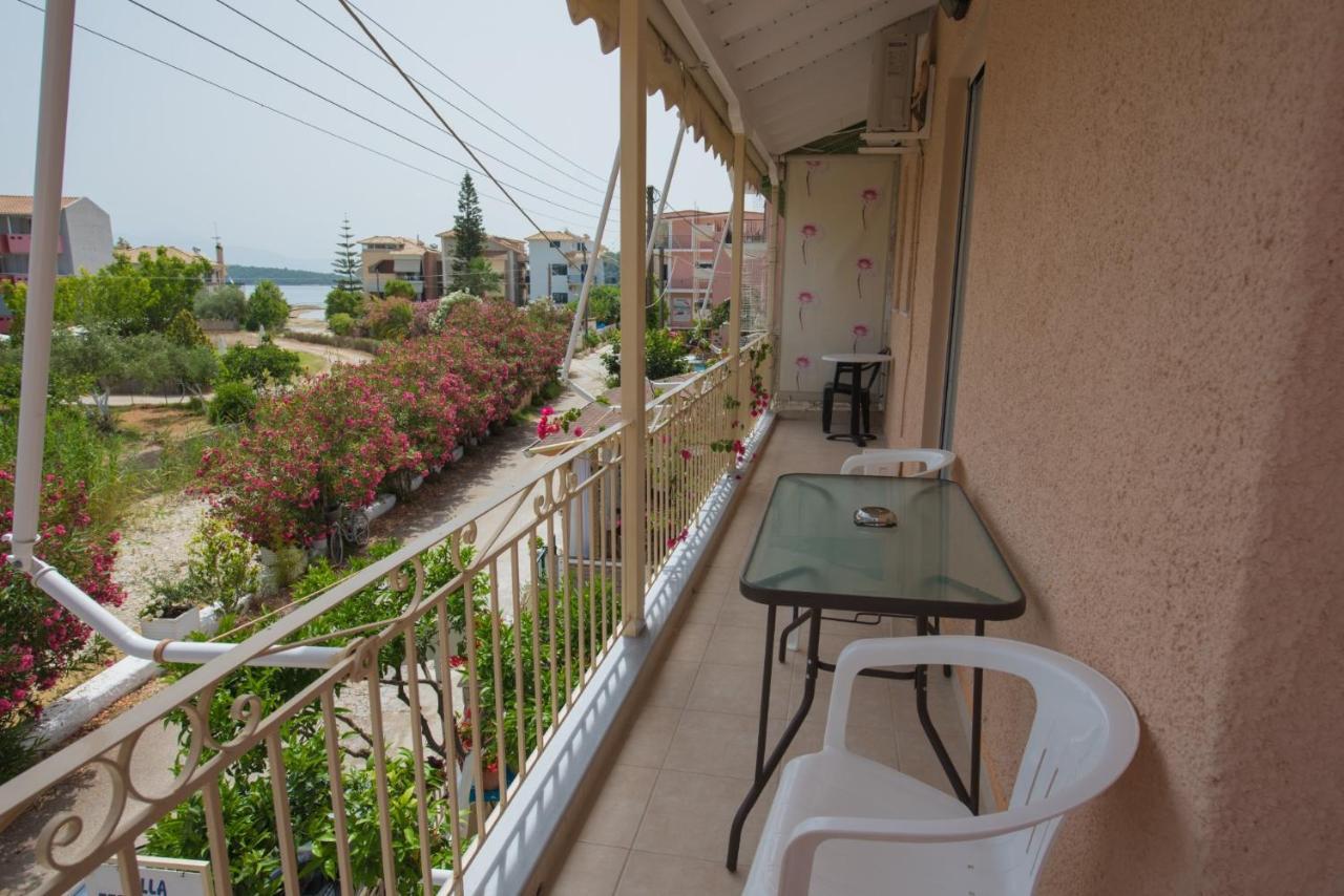 Villa Ferendinoy - Ferendinoy Dionisia Νυδρί Εξωτερικό φωτογραφία