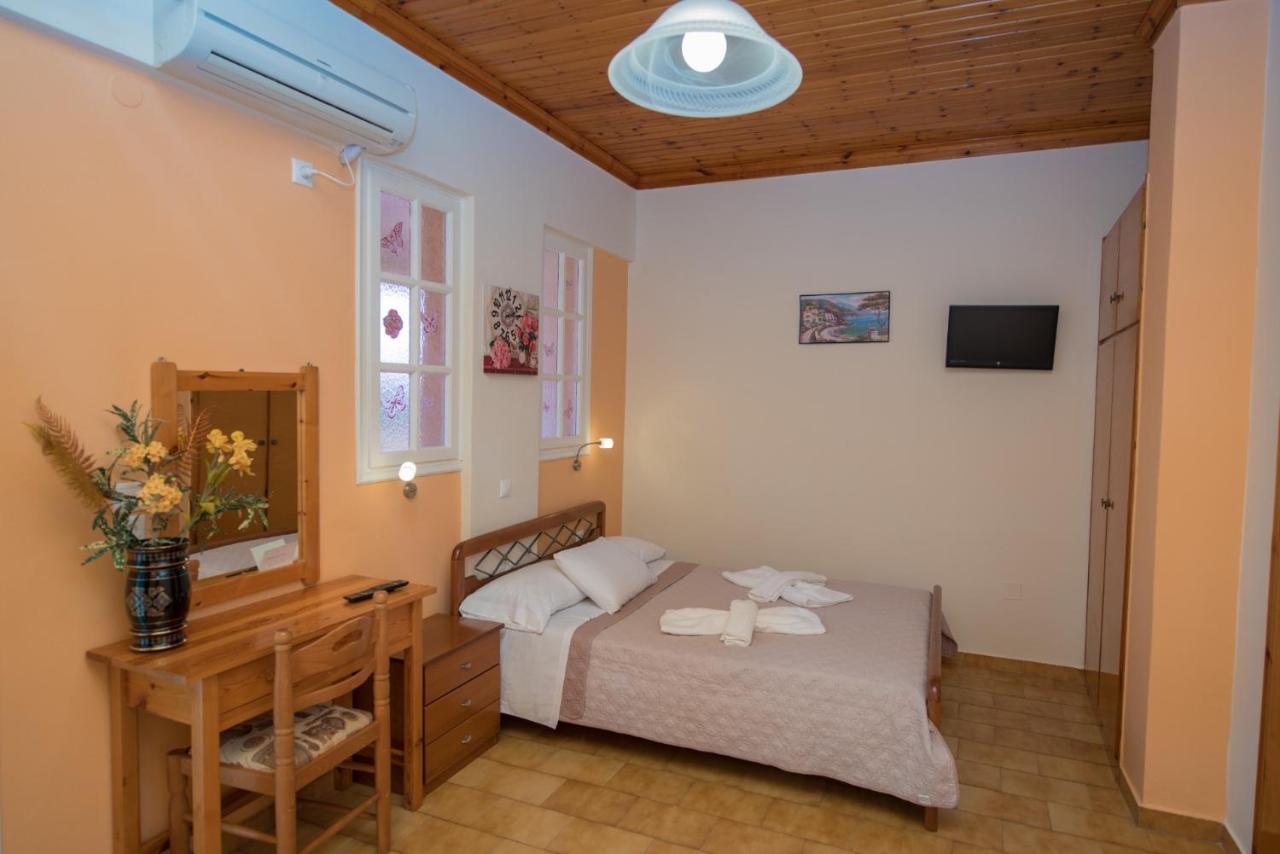 Villa Ferendinoy - Ferendinoy Dionisia Νυδρί Εξωτερικό φωτογραφία
